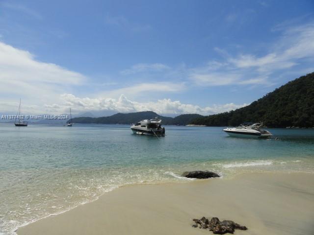 Ilha Do Dentista Property Photo 3