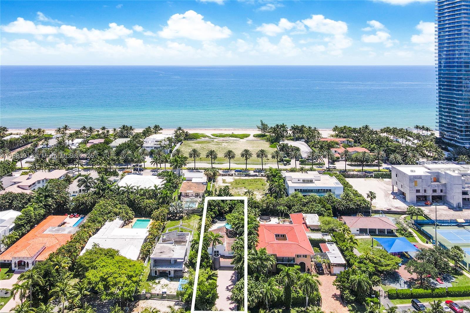 147 Golden Beach Dr Property Photo 1