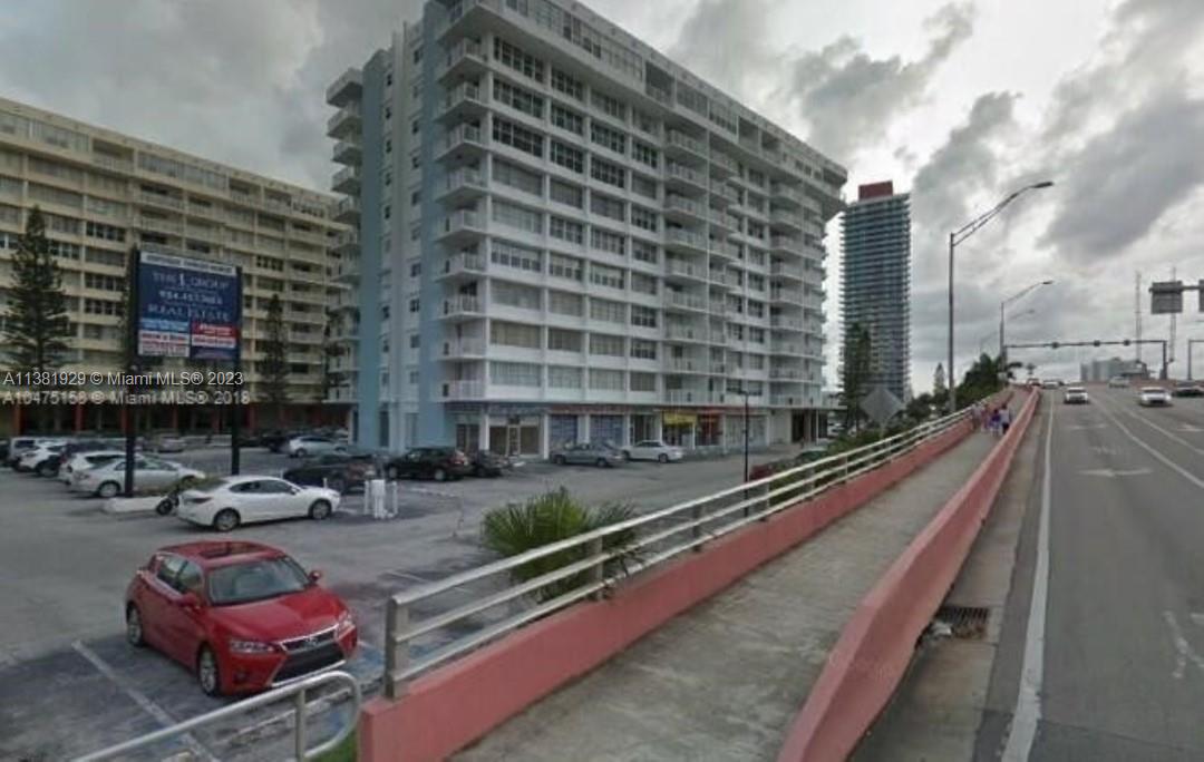 1801 S Ocean Dr Property Photo 13