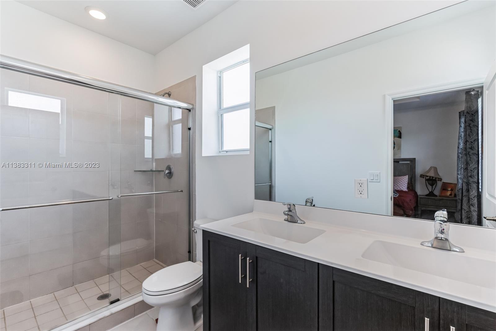 1664 Se 27th Ter Property Photo 12