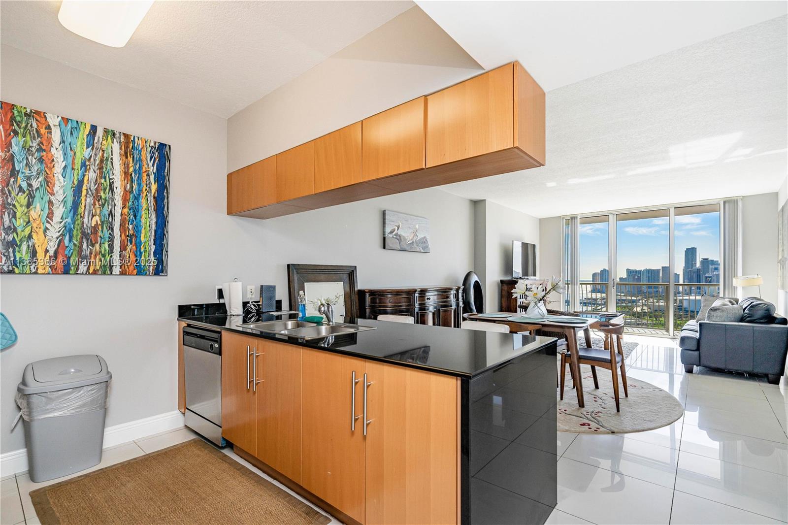 1750 N Bayshore Dr 3410 Property Photo 10