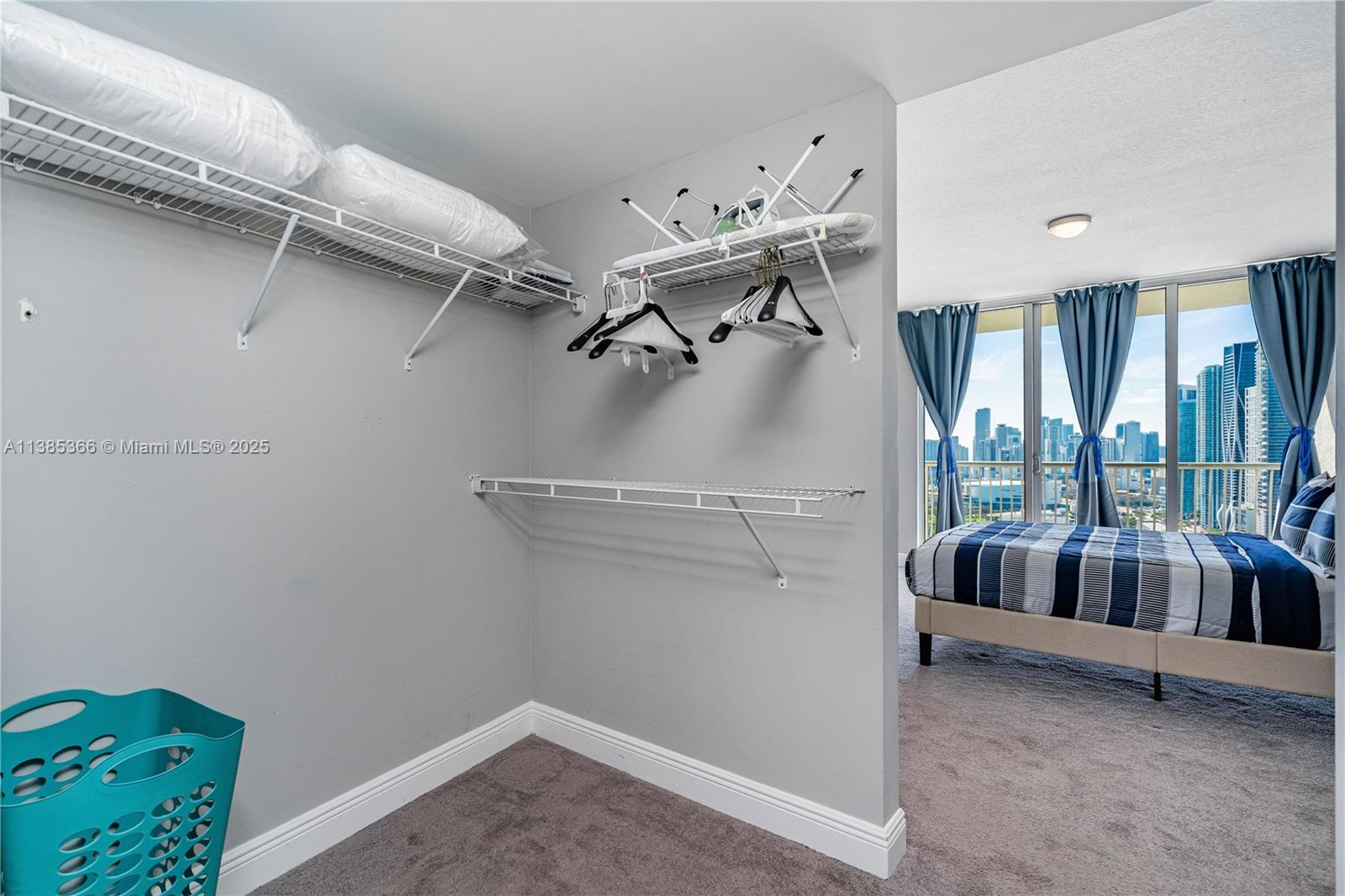 1750 N Bayshore Dr 3410 Property Photo 20