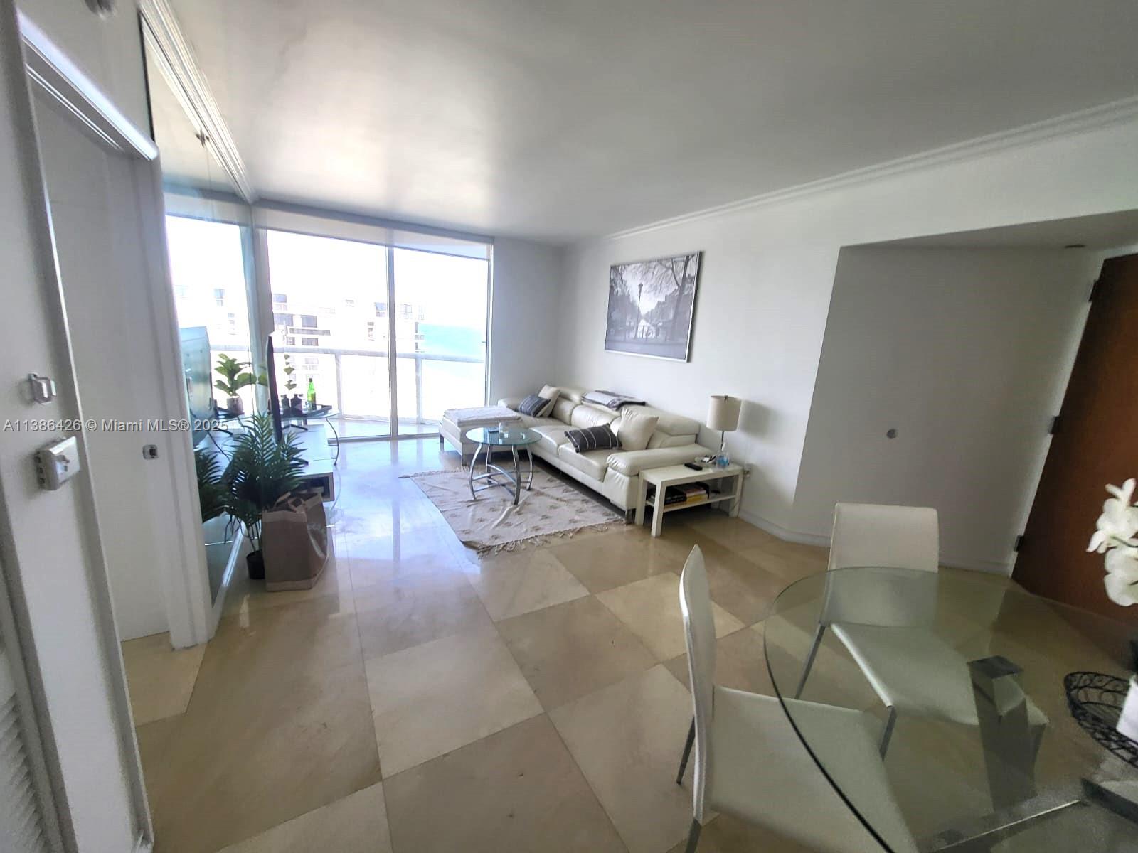6365 Collins Ave 1711 Property Photo 5