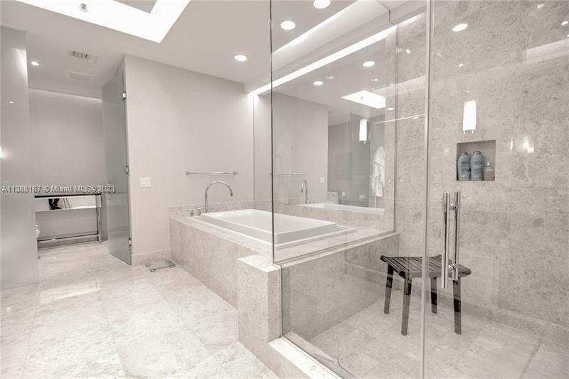 9705 Collins Ave 1003n Property Photo 16