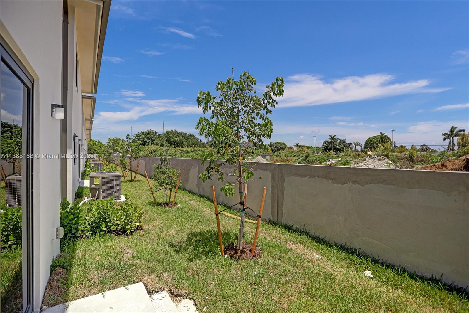 1135 Nw 1 Street 1135 Property Photo 19