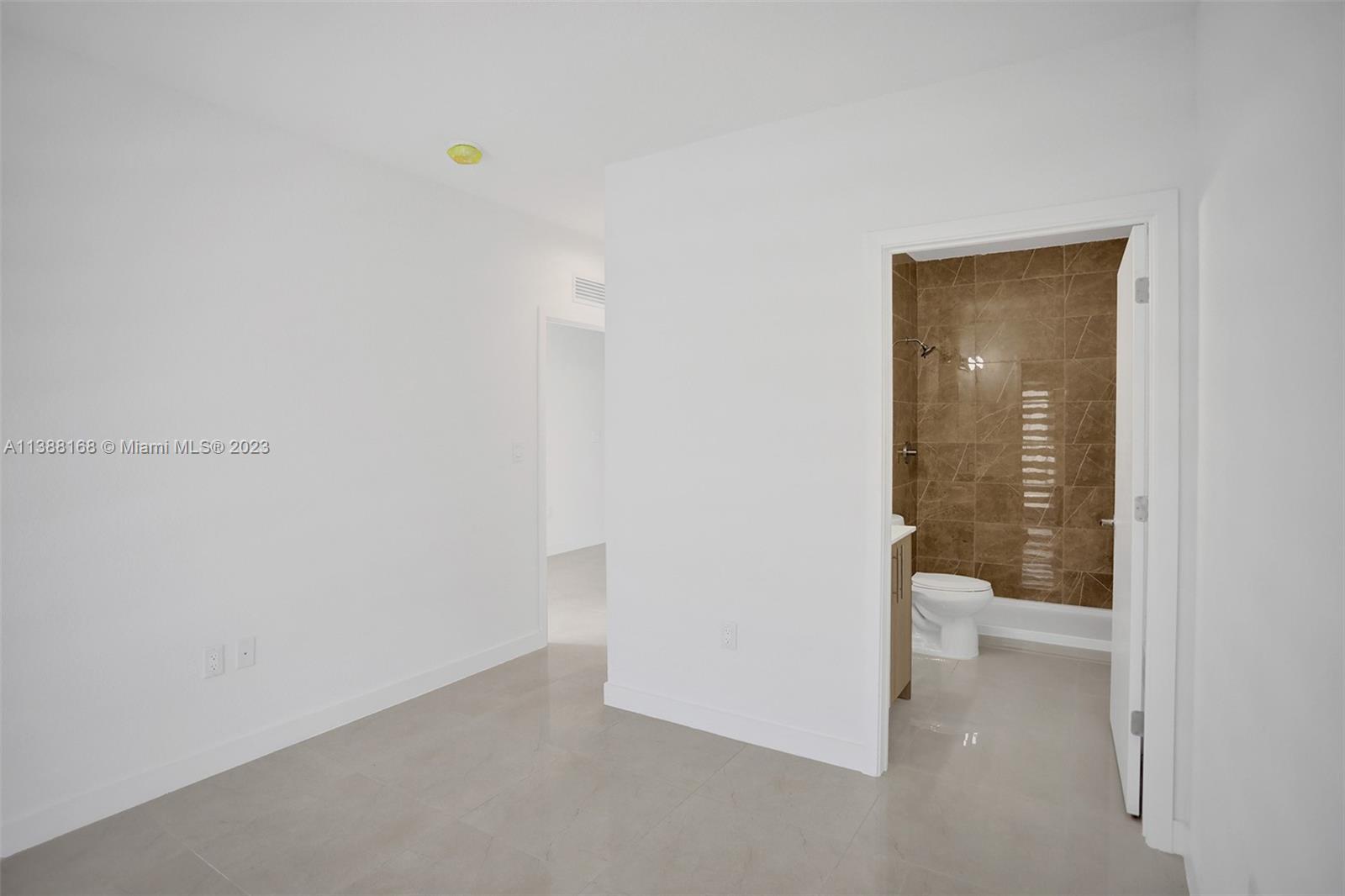 1135 Nw 1 Street 1135 Property Photo 64
