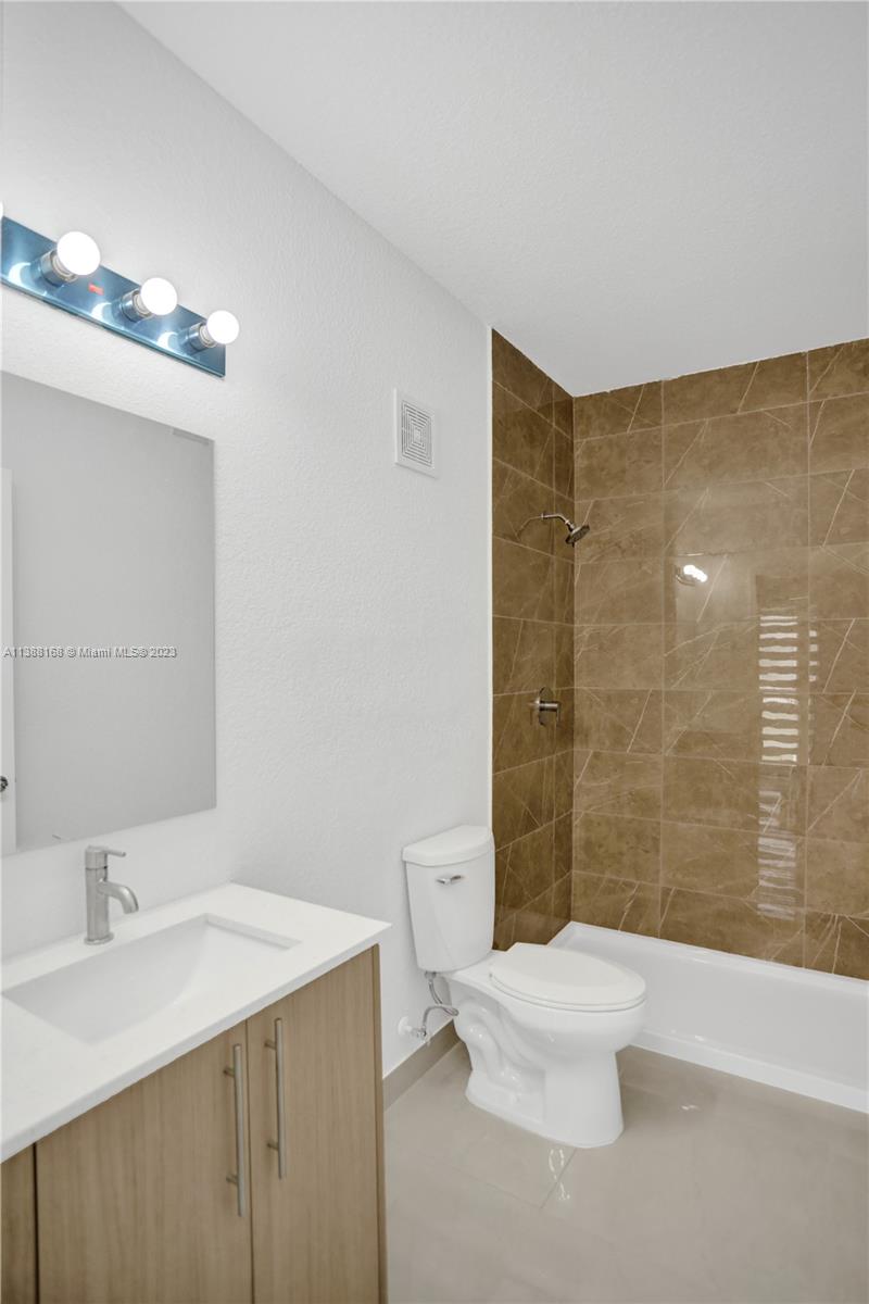 1135 Nw 1 Street 1135 Property Photo 66