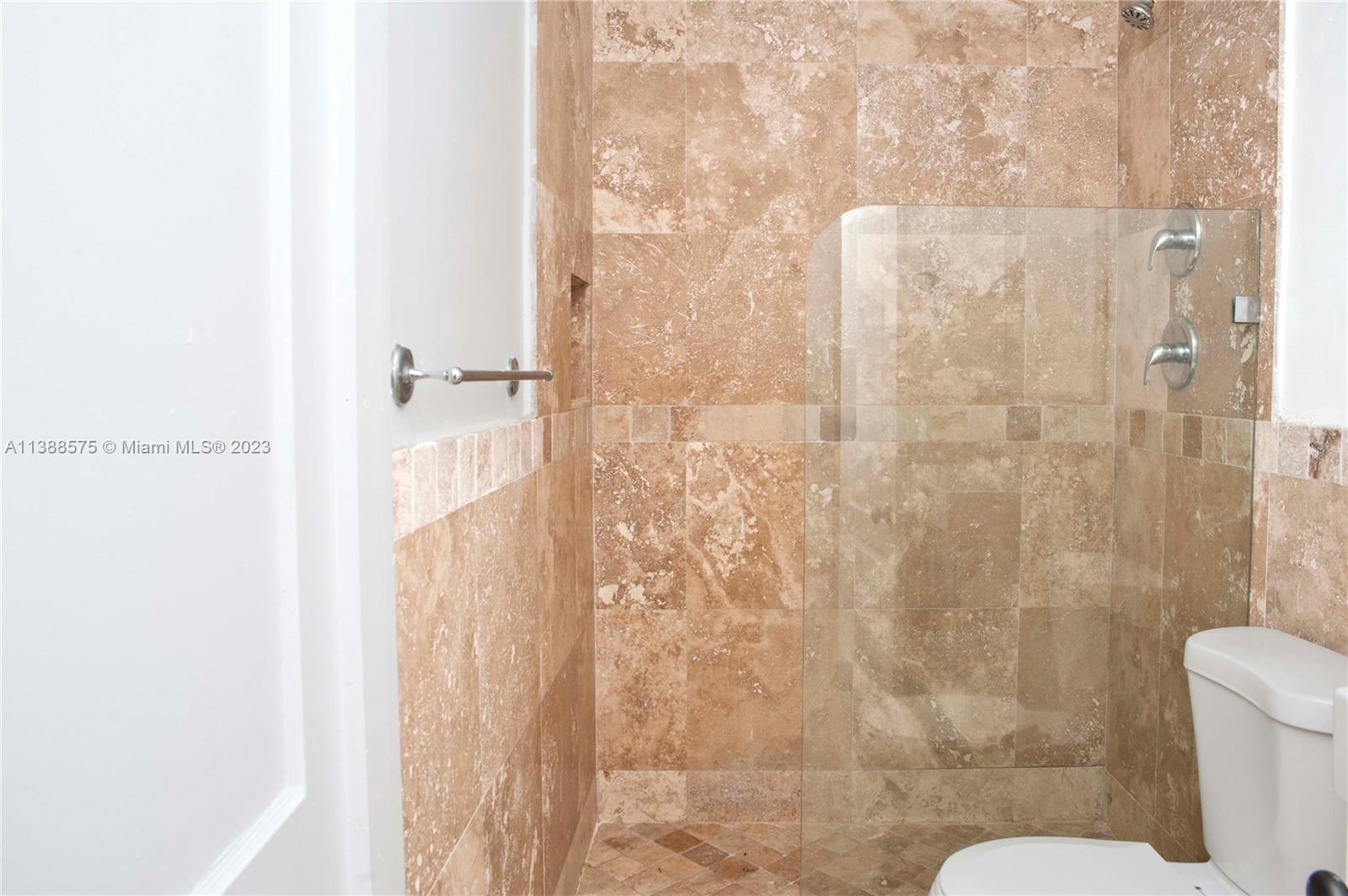 223 S 17th Ave 1 Property Photo 11