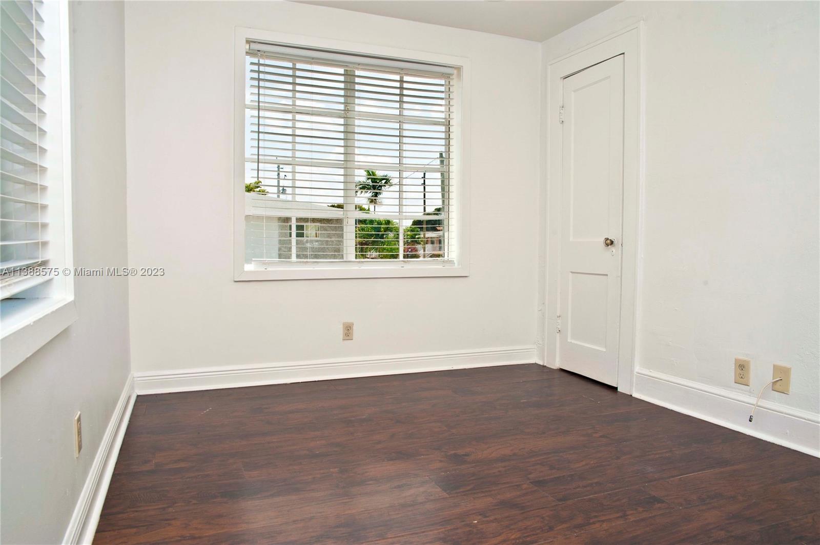 223 S 17th Ave 1 Property Photo 16