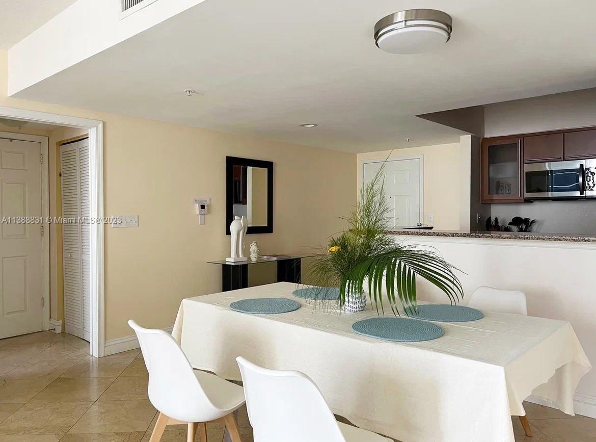 2080 S Ocean Dr 806 Property Photo 5