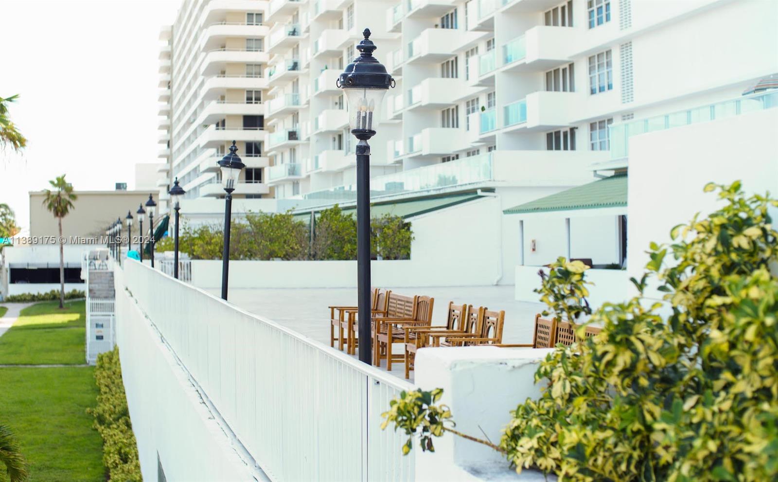 5601 Collins Ave 1204 Property Photo 29