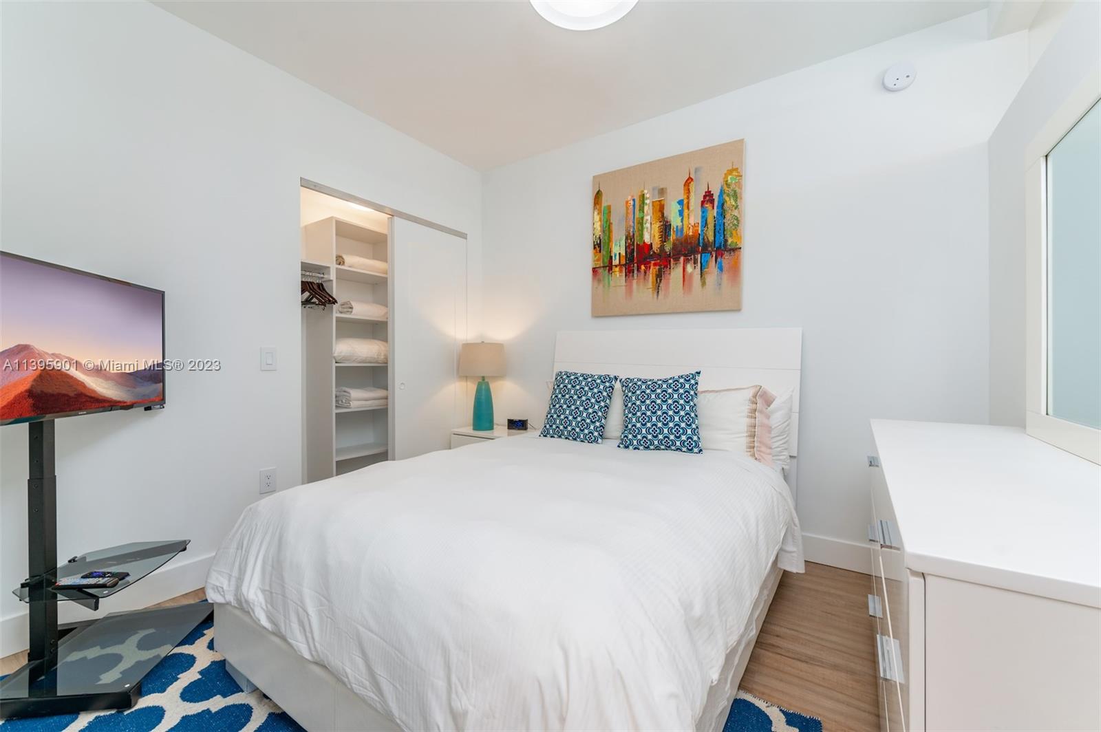 650 Ne 2nd Ave Studio Property Photo 8