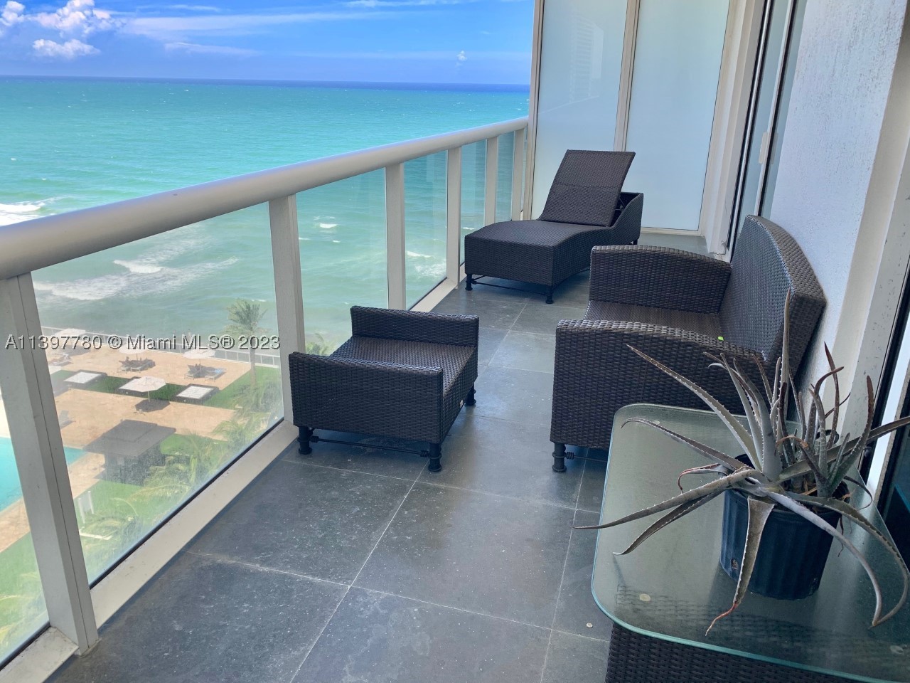 1830 S Ocean Dr 1610 Property Photo 4