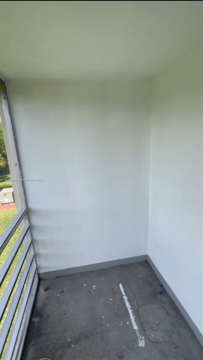 78 Kingswood D 78 Property Photo 8