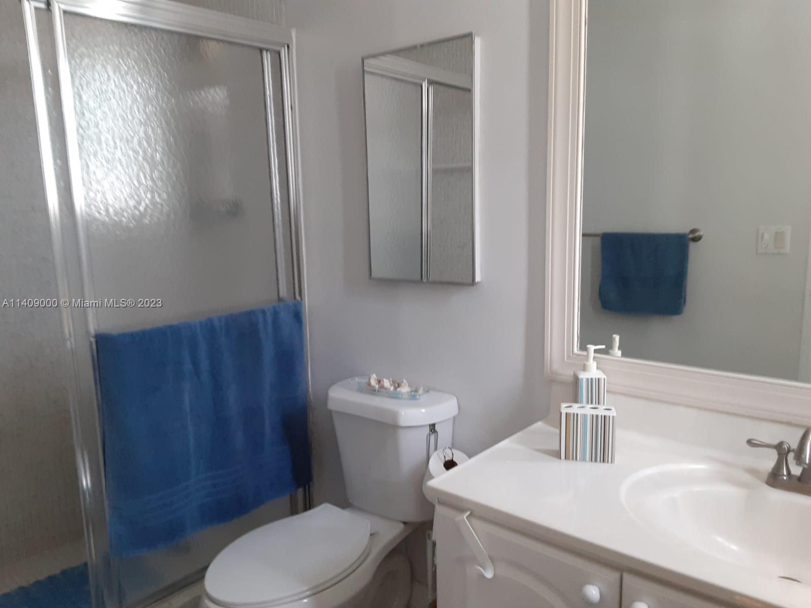 3801 S Ocean Dr 5o Property Photo 2
