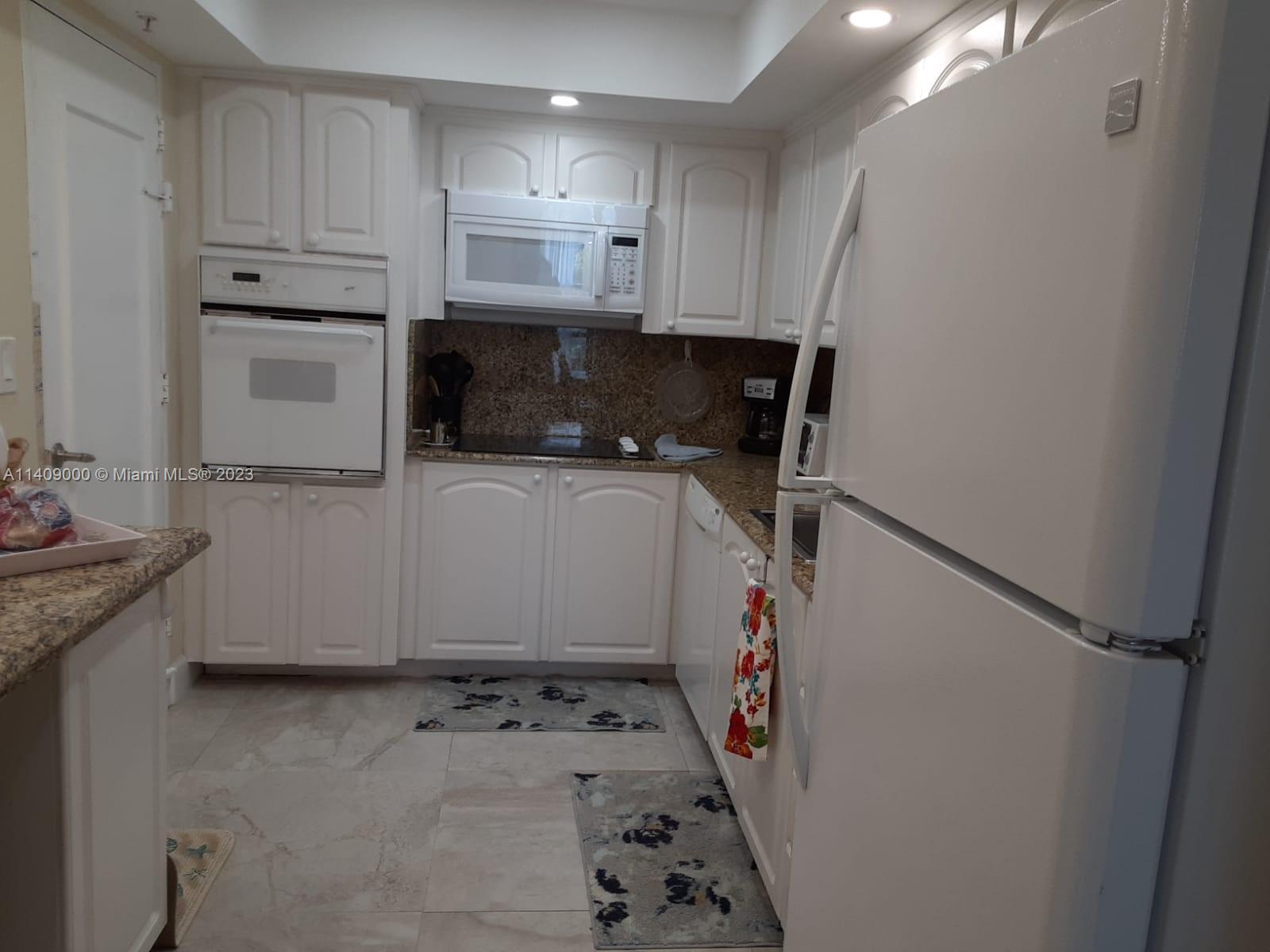 3801 S Ocean Dr 5o Property Photo 5