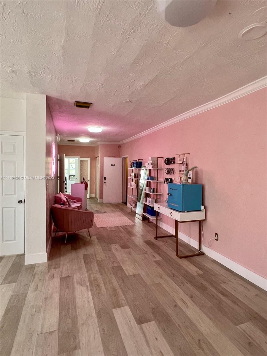 421 Washington Ave 203 Property Photo 24