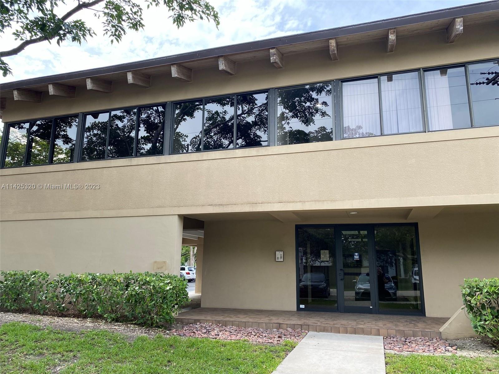 7901 Sw 67th Ave 202 Property Photo 2