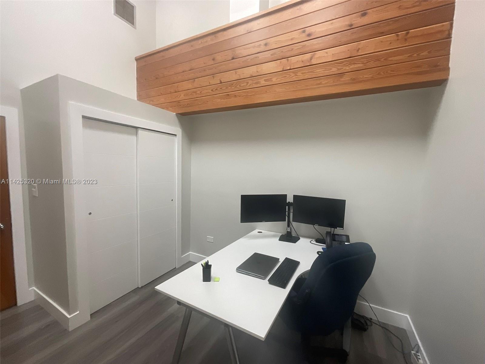 7901 Sw 67th Ave 202 Property Photo 11