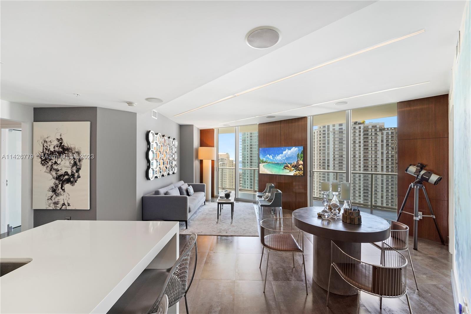 300 S Biscayne Blvd 2508 Property Photo 1