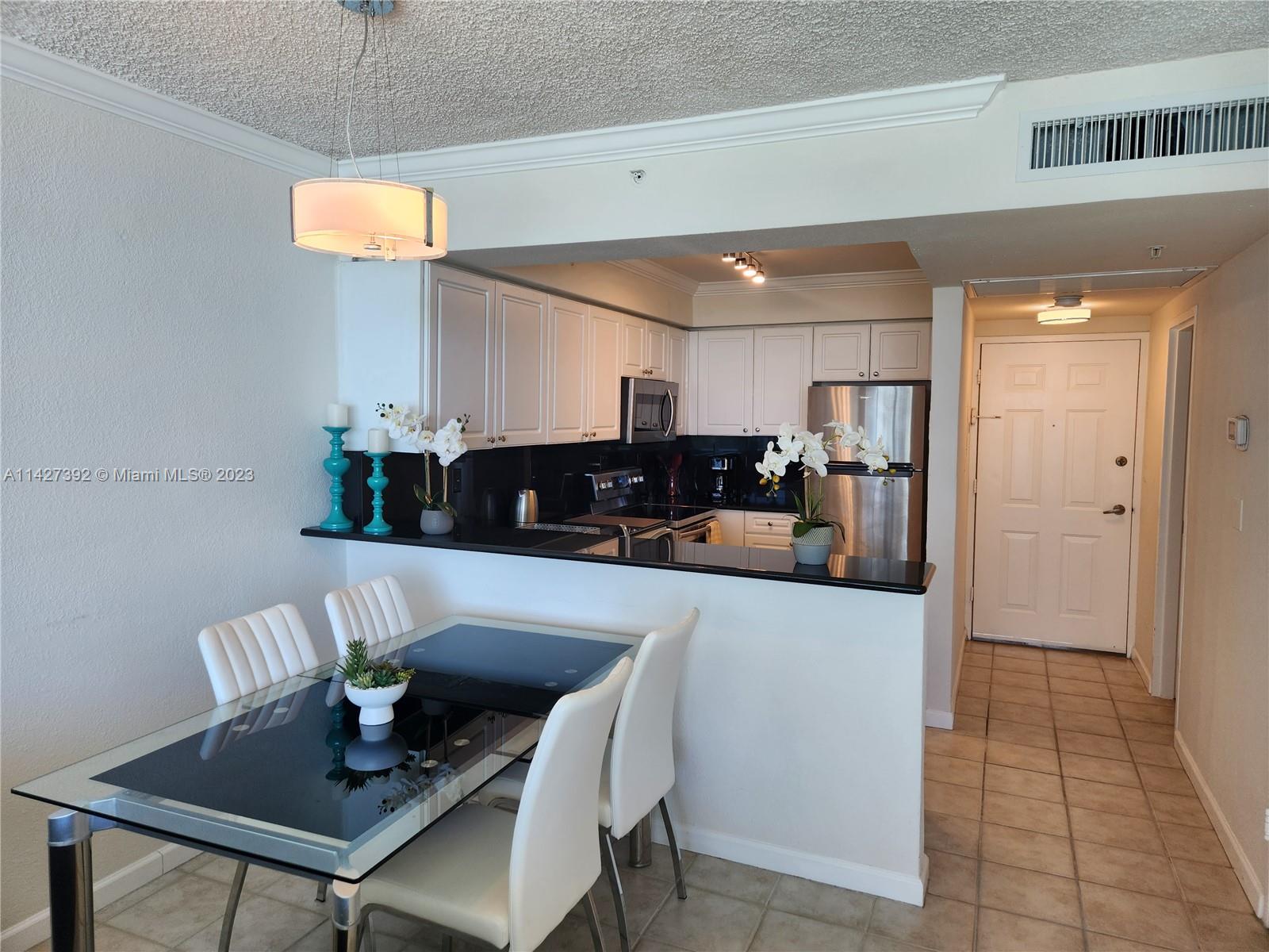 2501 S Ocean Dr 512 Property Photo 14