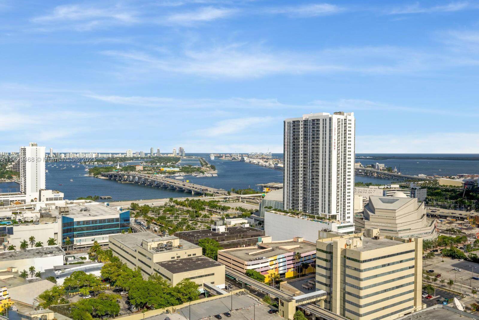 1600 NE 1st Ave 2809 Property Photo 1