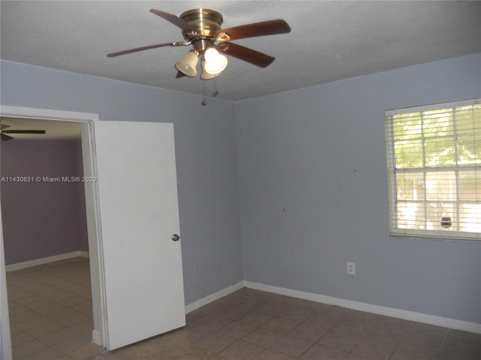 14301 Sw 289th St Property Photo 10