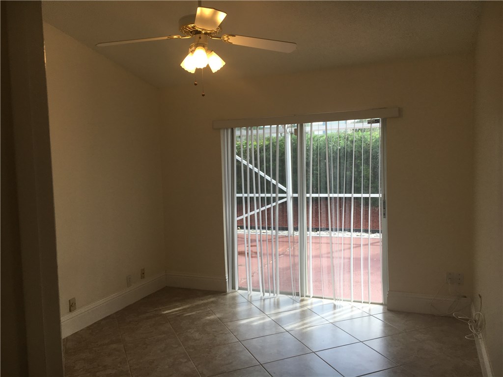 2533 Fillmore St Property Photo 19