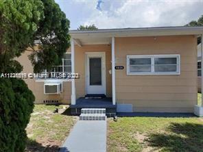 4635 22 Avenue N Property Photo 1