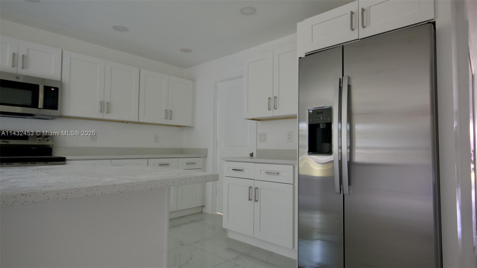 3433 Jeffcott St. Property Photo 17