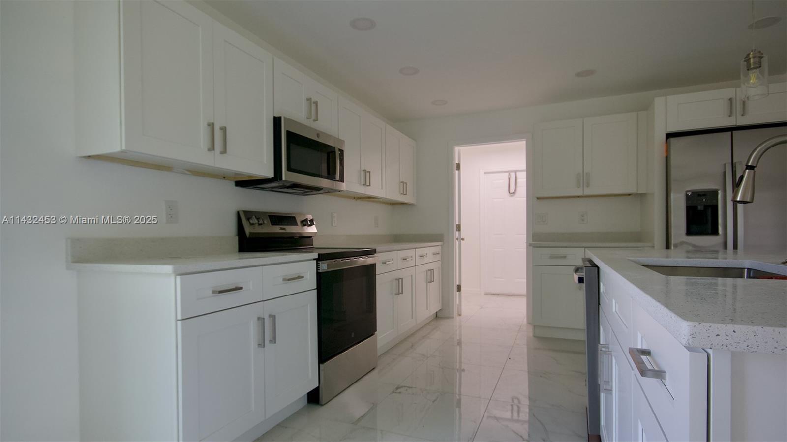 3433 Jeffcott St. Property Photo 18