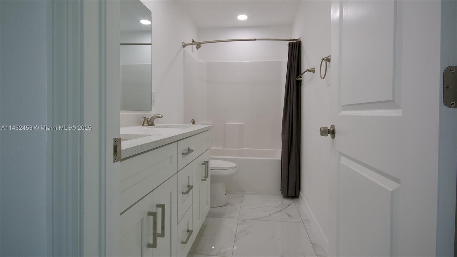 3433 Jeffcott St. Property Photo 38