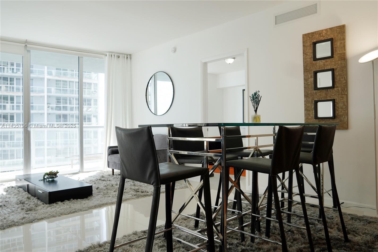 475 Brickell Ave 4409 Property Photo 5