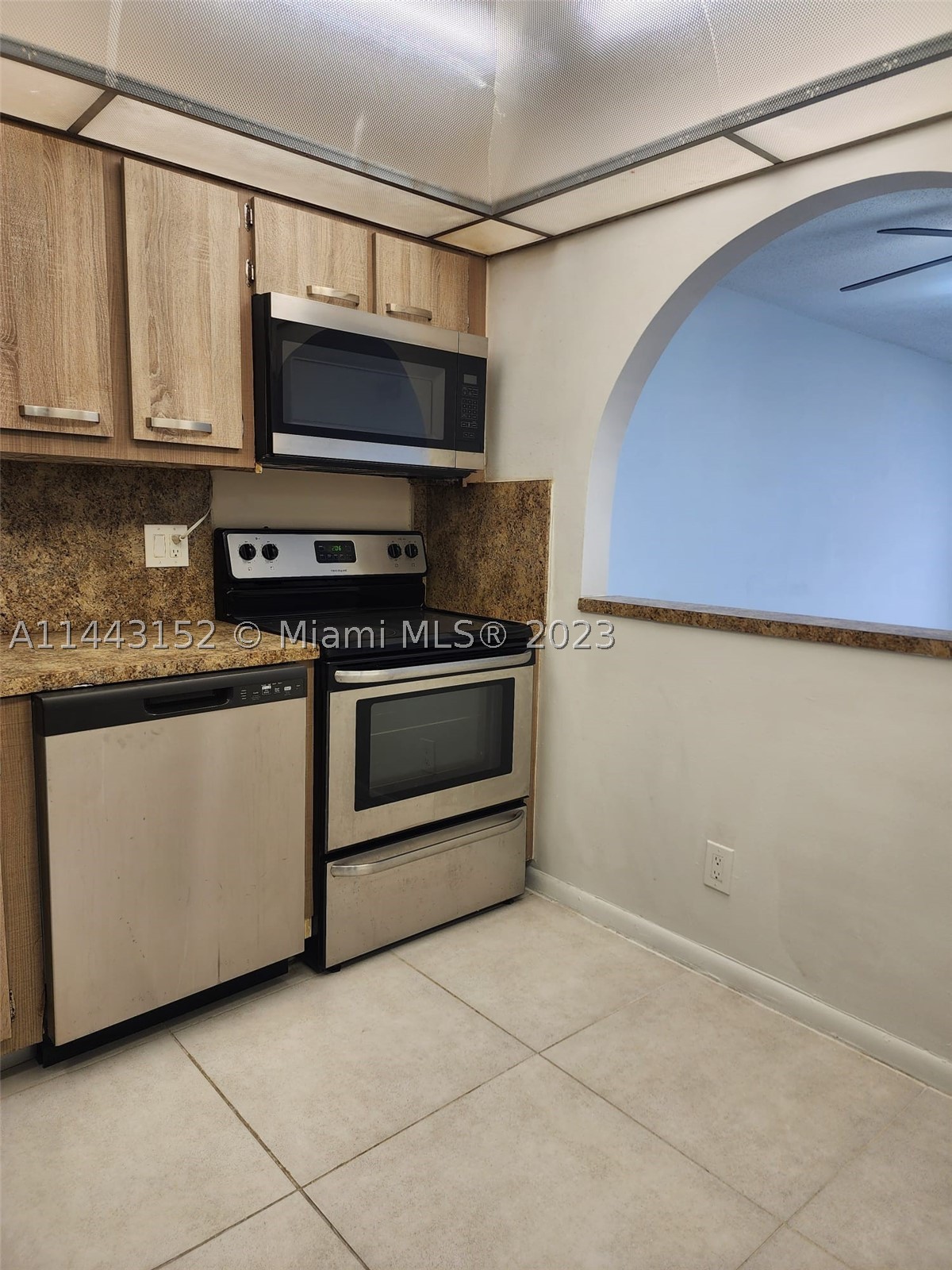 13499 Biscayne Blvd 1513 Property Photo 9