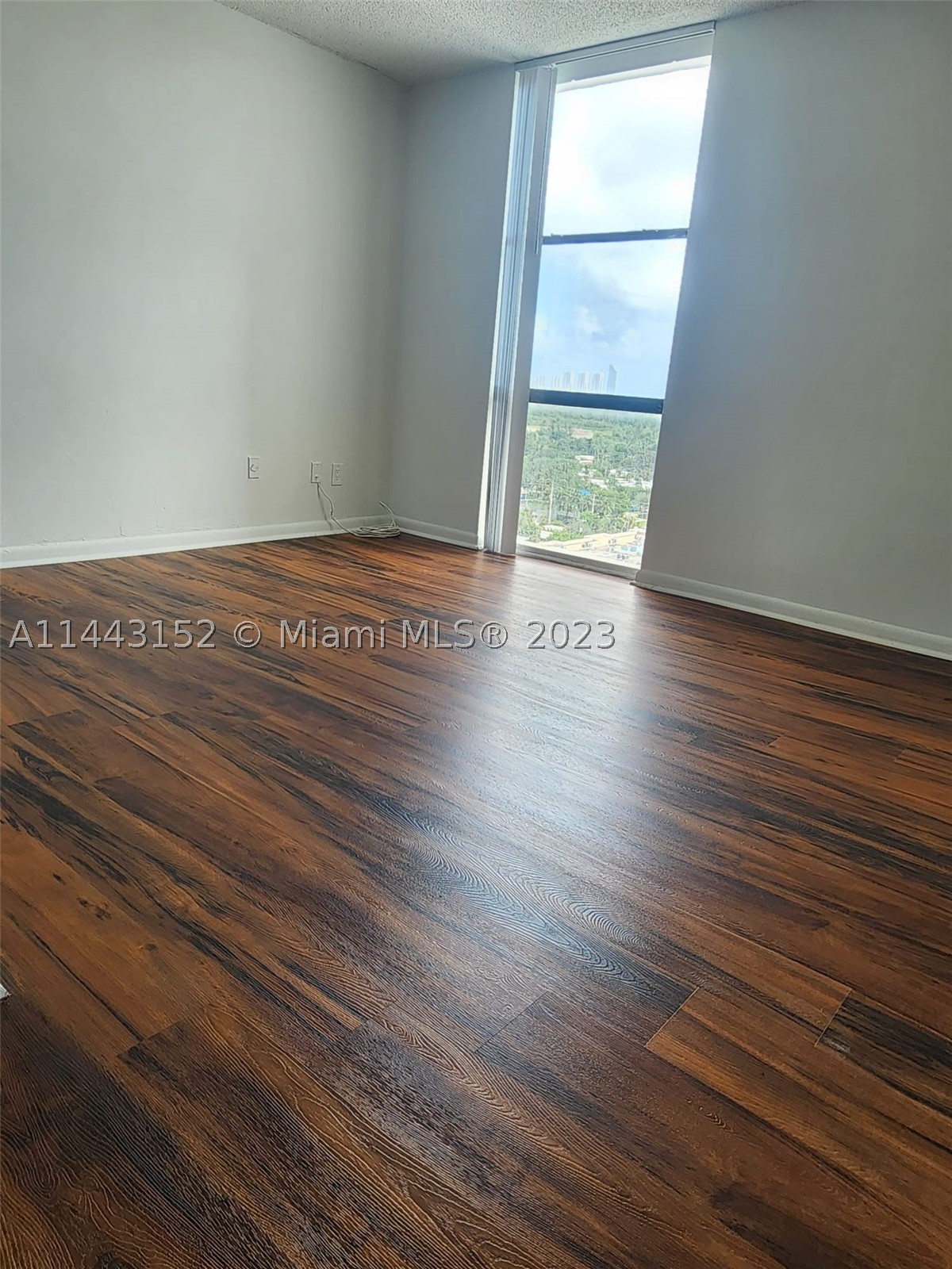 13499 Biscayne Blvd 1513 Property Photo 15