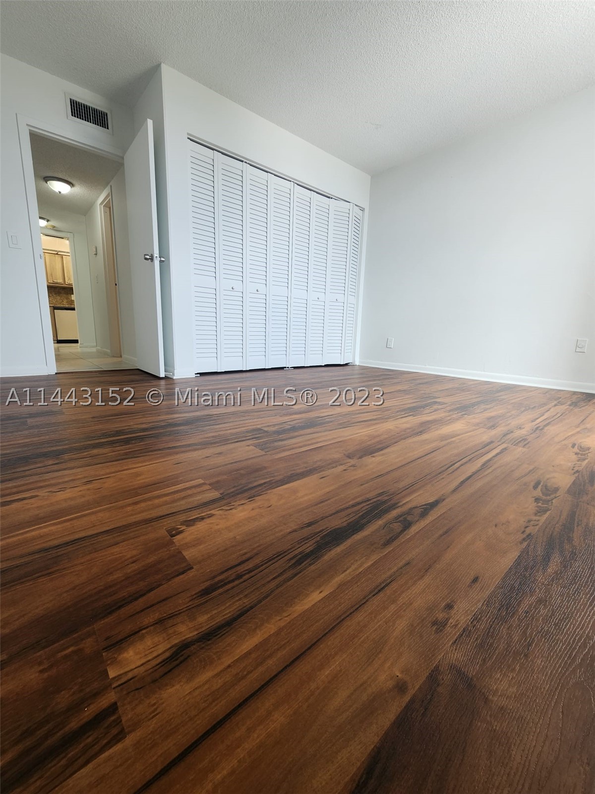 13499 Biscayne Blvd 1513 Property Photo 17