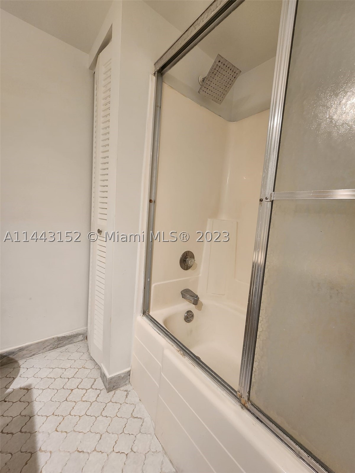 13499 Biscayne Blvd 1513 Property Photo 19