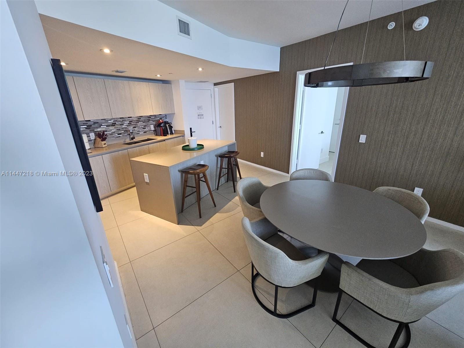 4111 S Ocean Dr 3308 Property Photo 8