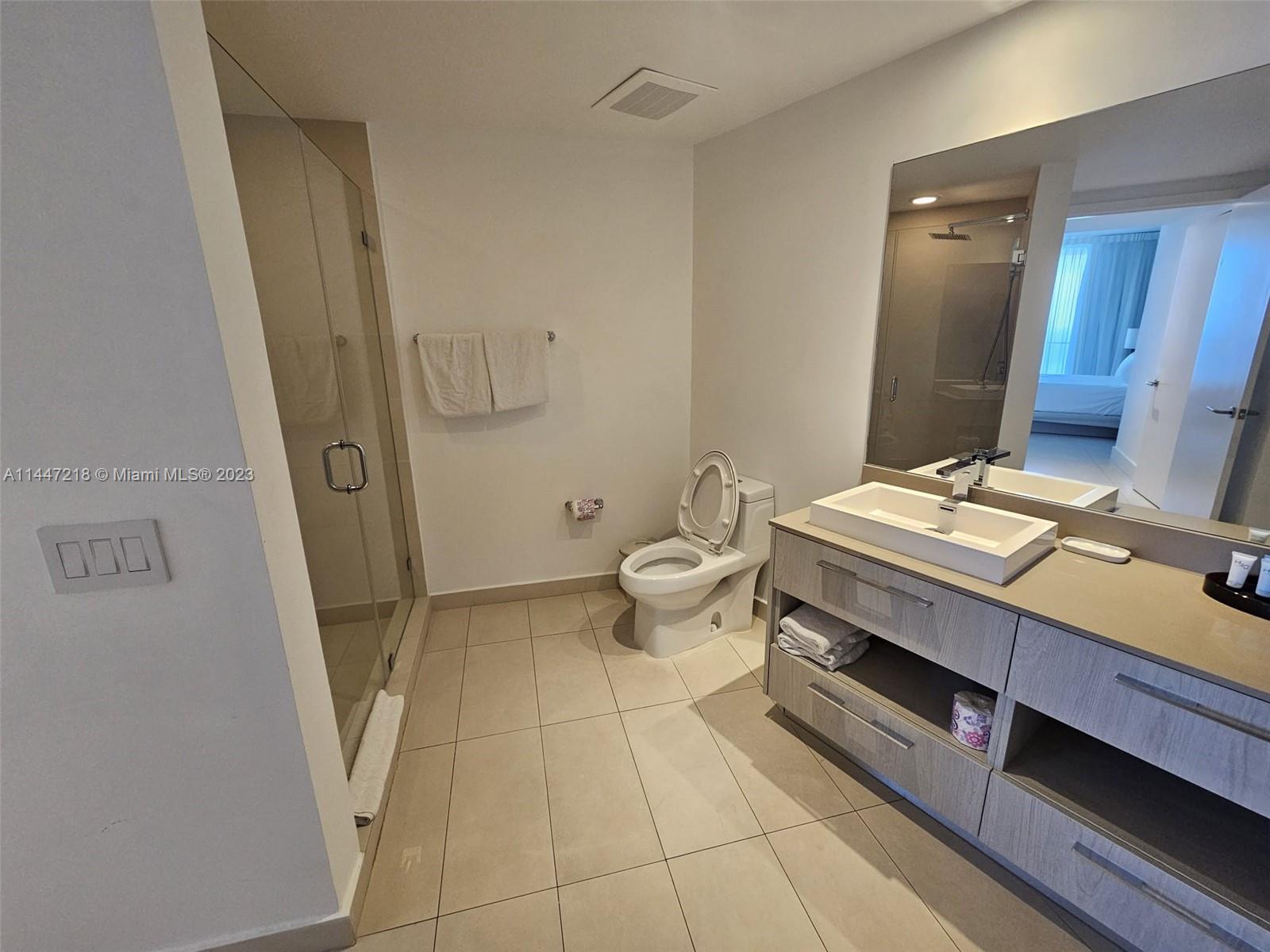 4111 S Ocean Dr 3308 Property Photo 14
