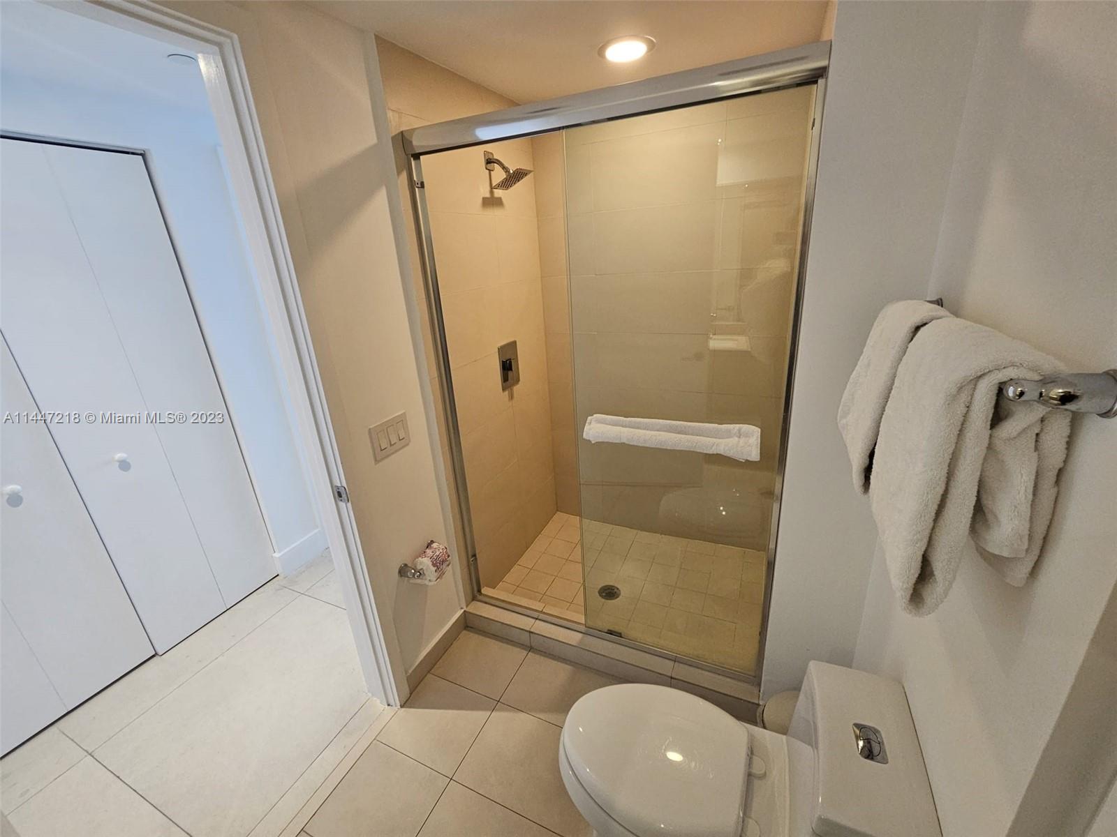 4111 S Ocean Dr 3308 Property Photo 20