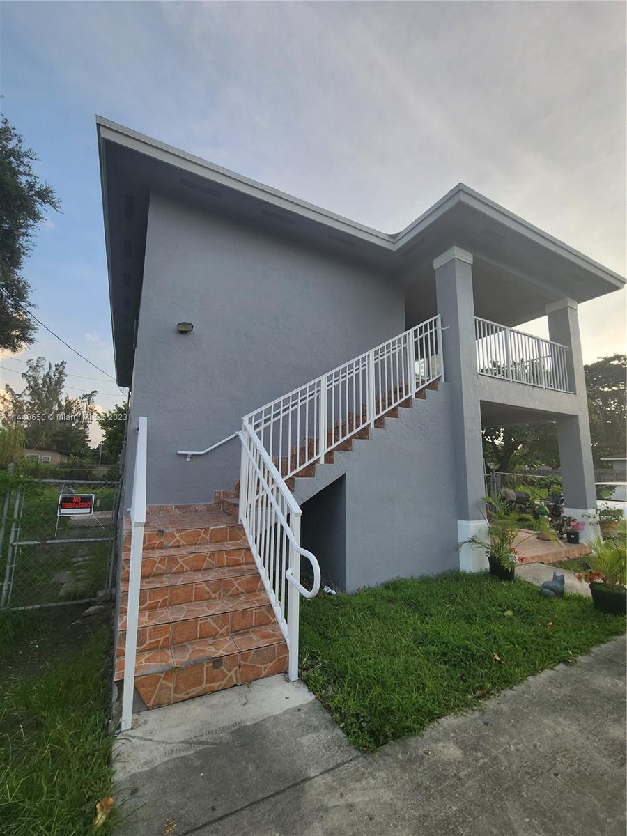 12030 Sw 214th Ter 2 Property Photo 1