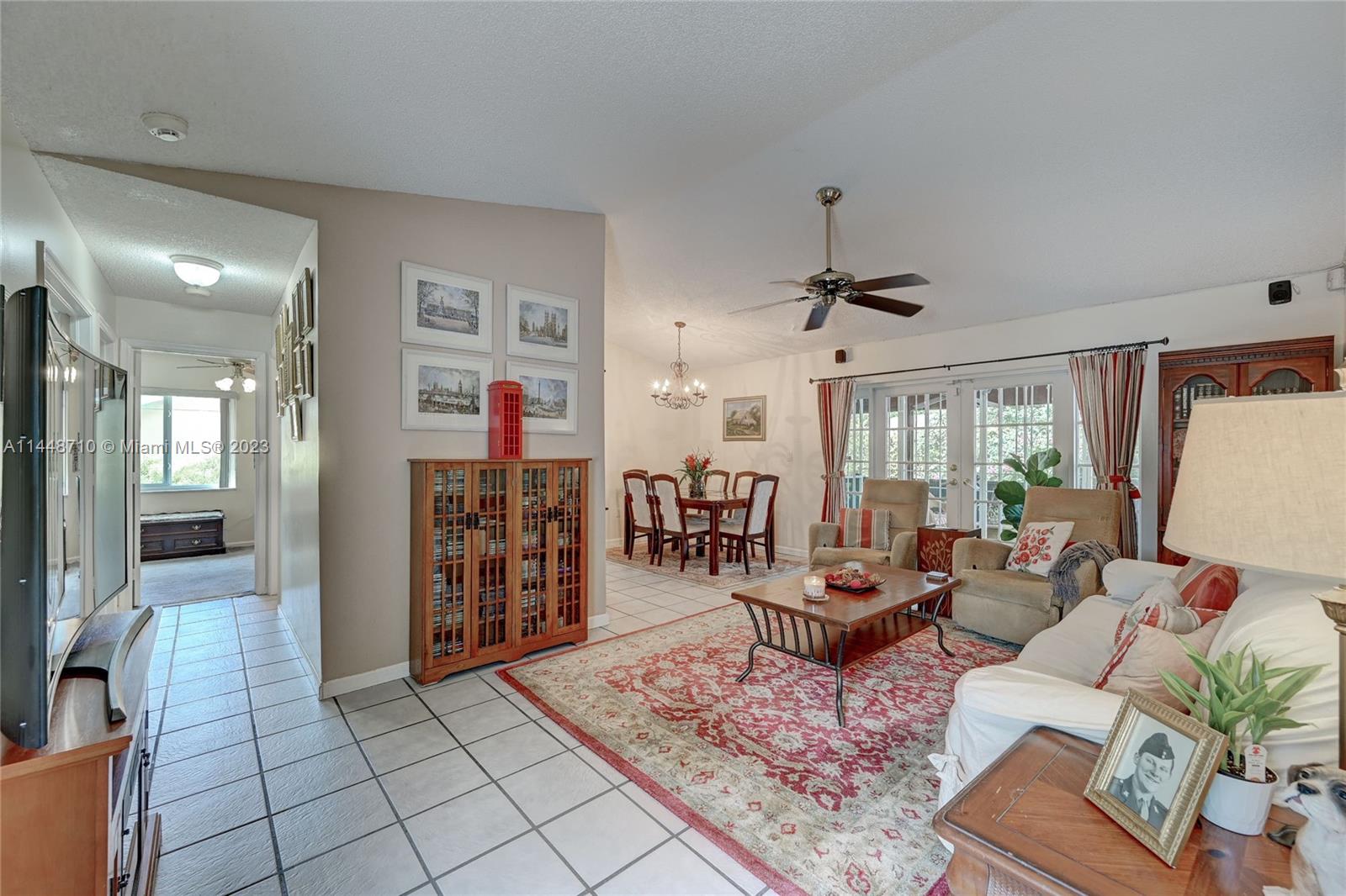 14265 Sw 154th St Property Photo 3