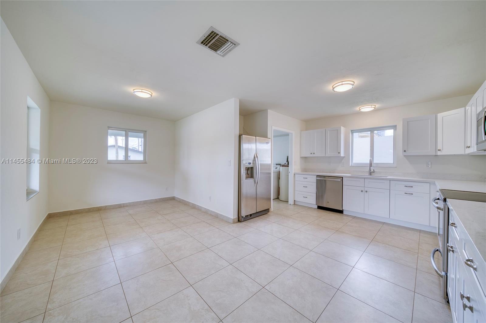 9557 Sw 40th Ter 9557 Property Photo 4