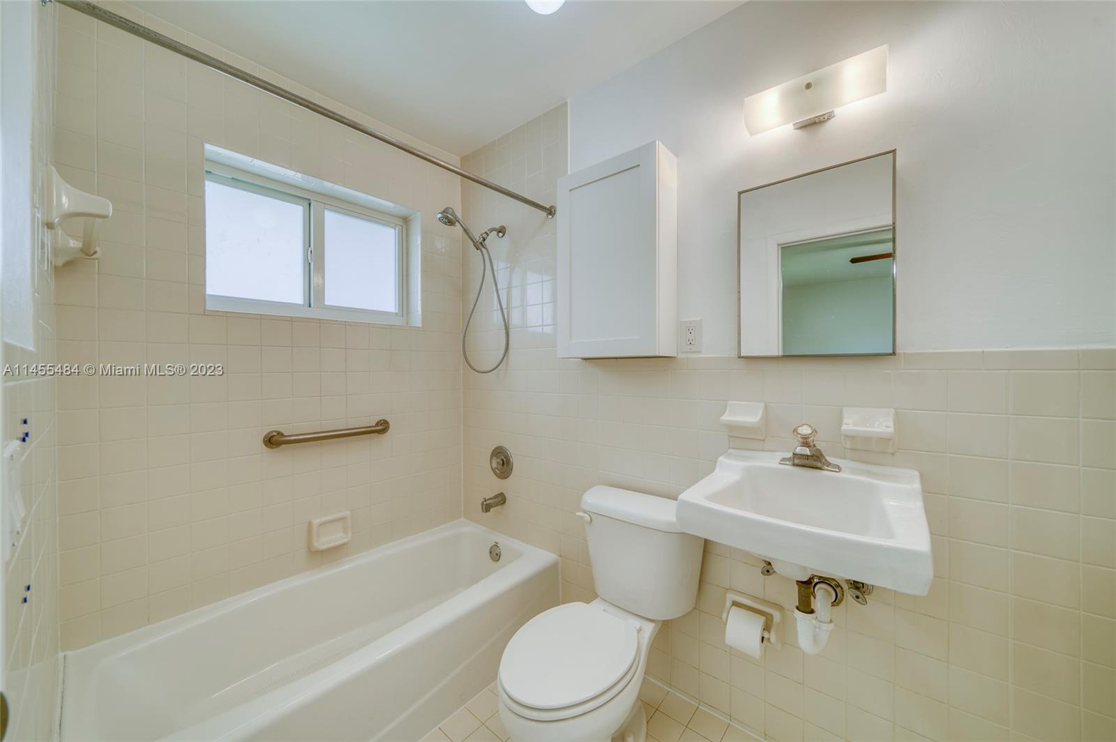 9557 Sw 40th Ter 9557 Property Photo 12