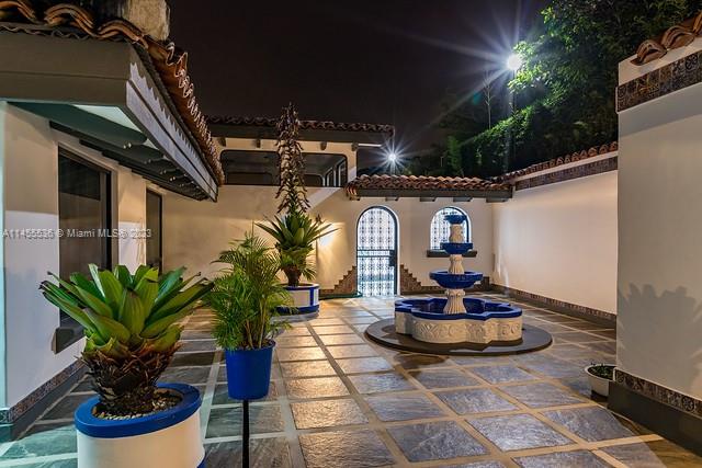 800 S Del Cementerio Property Photo 14