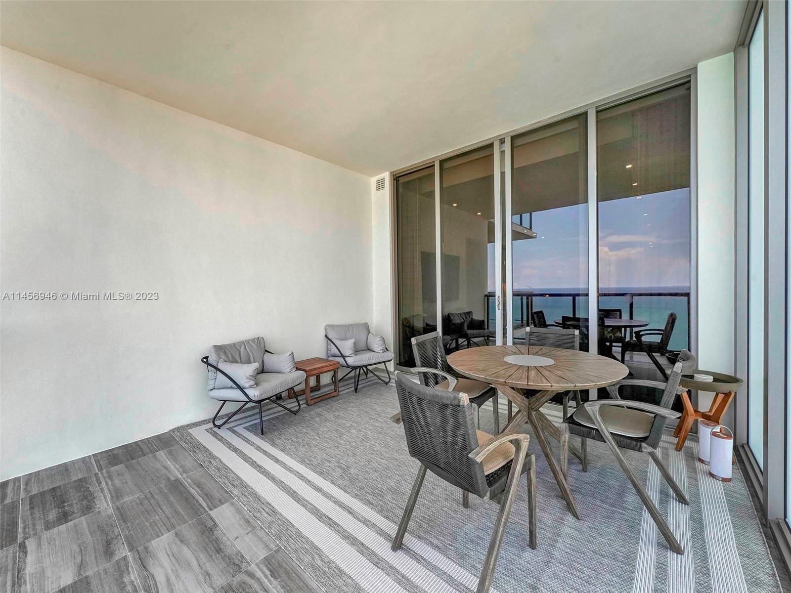 A11456946 Property Photo 6