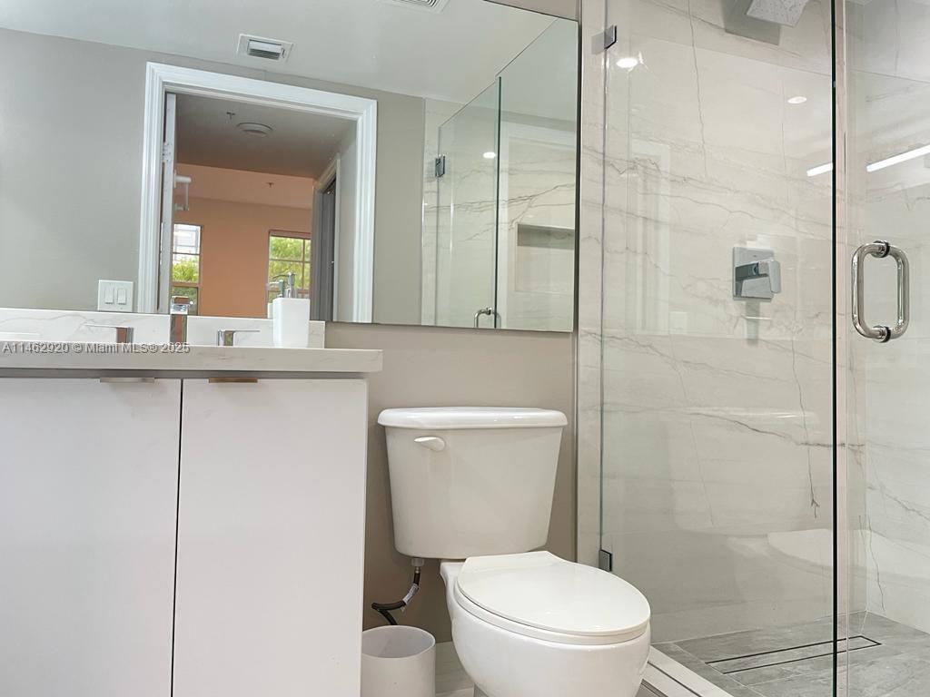2069 S Ocean Dr Th12 Property Photo 15