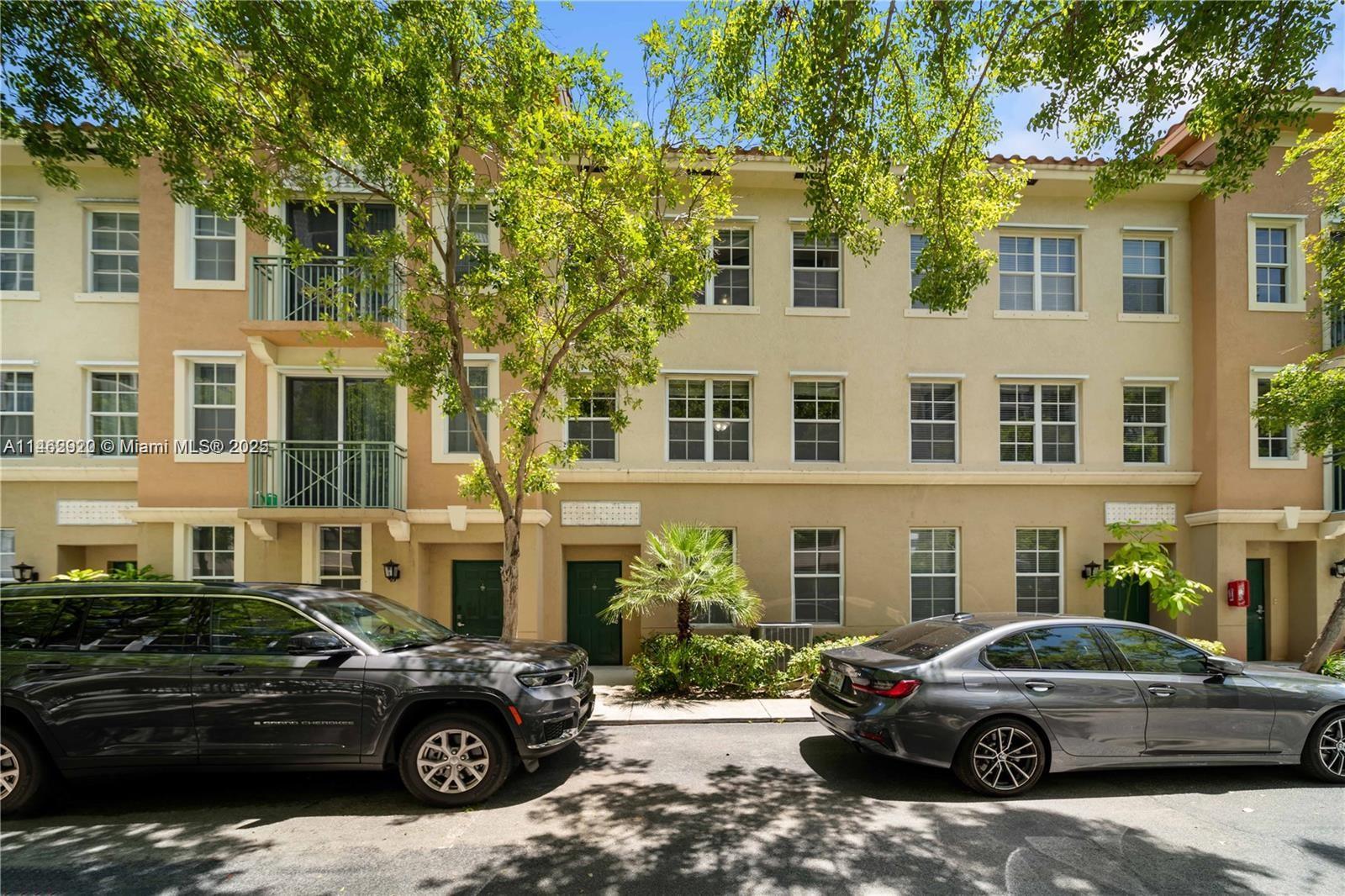 2069 S Ocean Dr Th12 Property Photo 21