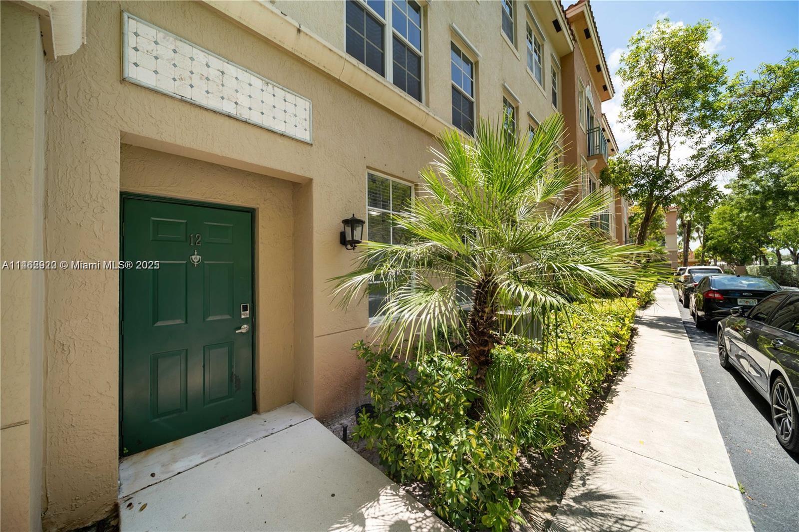 2069 S Ocean Dr Th12 Property Photo 22
