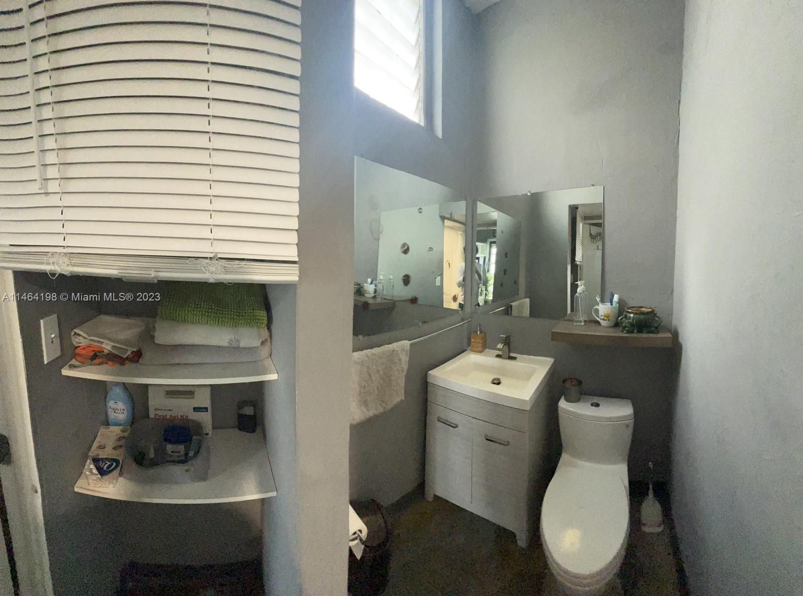 1330 Nw 54th St 1 Property Photo 15